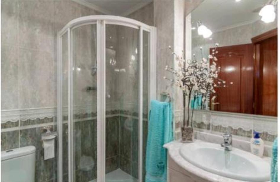 Alojamientos Marte Habitacion Con Bano Torrelavega Ngoại thất bức ảnh